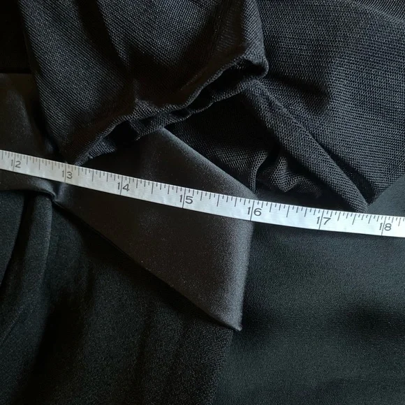 90'S  Classic elegant evening black top sheer with satin look detail blouse - Picture 7 of 10